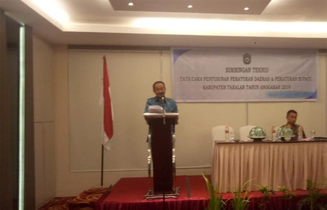 Bimtek Perda dan Perhub yang dilaksanakan di Hotel La'riz Makassar yang di buka oleh Setda Takalar mewakili Bupati, Jumat (26/4/2019).