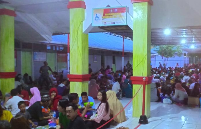 Suasana buka puasa bersama keluarga Napi di Lapas kelas II B Takalar, Jumat (17/5/2019). (BERITA.NEWS/AK)