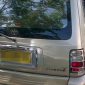 Ilustrasi Mobil Plat Kuning