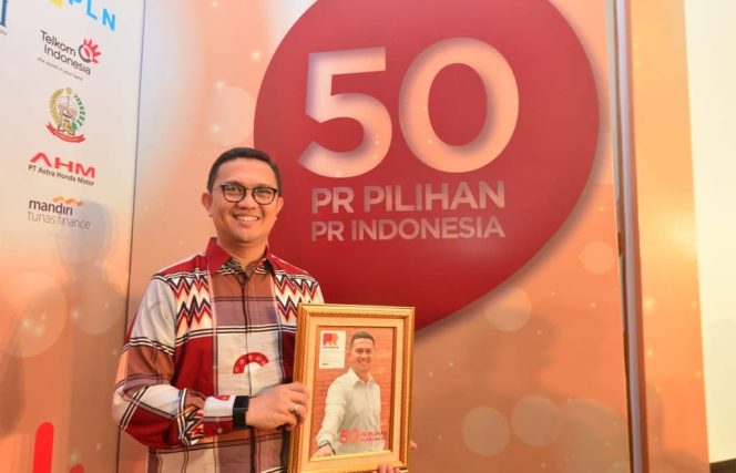 					Kepala Biro Humas dan Protokol Sulsel Devo Khadafi