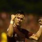 Mantan pemain PSM Makassar, Pavel Purishkin melakukan selebrasi usai mencetak gol ke gawang Semen Padang, di Stadion Andi Mattalatta, Makassar, 2 Oktober 2017. (Foto: TEMPO/Iqbal Lubis)
