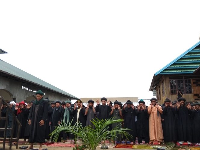 					Suasana Salat Idul Fitri di Masjid Baitul Muqaddis Kampung Permukiman An-Nadzir Gowa, Senin (3/6/2019).(Berita.news/ACP). 
