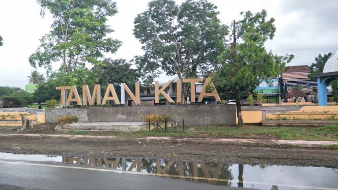 					Taman PKK yang letaknya berada di Pari'risi' Kecamatan Pattallassang, Kabupaten Takalar, Jumat (16/6/2019). 