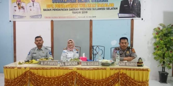 					Pelaksanaan sosialisasi pajak daerah oleh Unit Pelayanan Terpadu (UPT) Samsat Wilayah Takalar.(Berita.news/Abdul Kadir). 