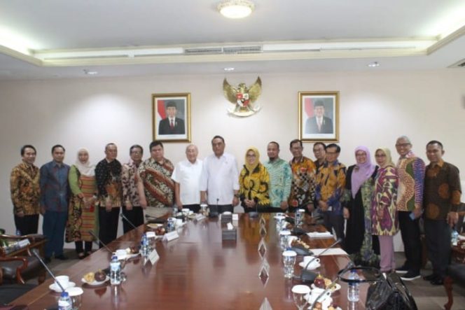 					Pertemuan Rapat Paripurna Wali Amanah.(Berita.news)