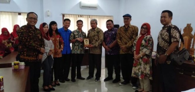 					Kunjungan Panitia Khusus (Pansus) Dewan Perwakilan Rakyat Daerah (DPRD) Kota Surakarta atau yang lebih dikenal dengan kota Solo Jawa Tengah ke DPRD Gowa. (Berita.News/ACP)