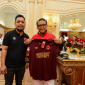 Gubernur Sulsel Nurdin Abdullah bersama Manajemen PSM Makassar. (BERITA.NEWS/KH).