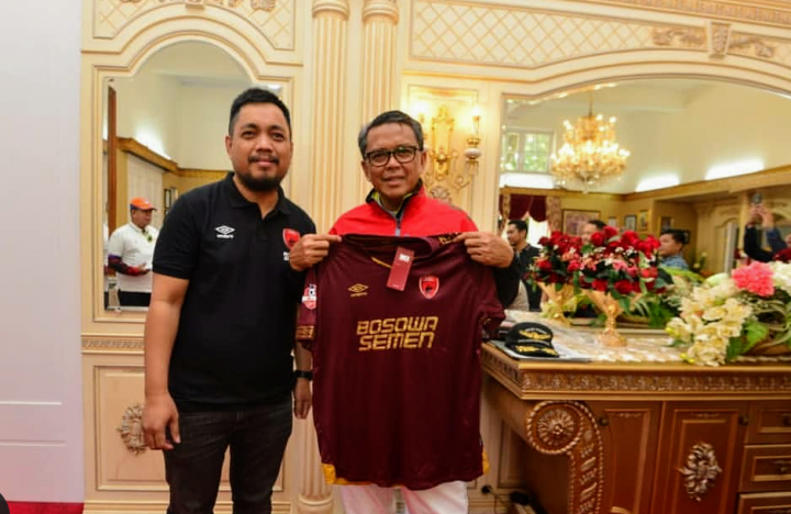 Gubernur Sulsel Nurdin Abdullah bersama Manajemen PSM Makassar. (BERITA.NEWS/KH).