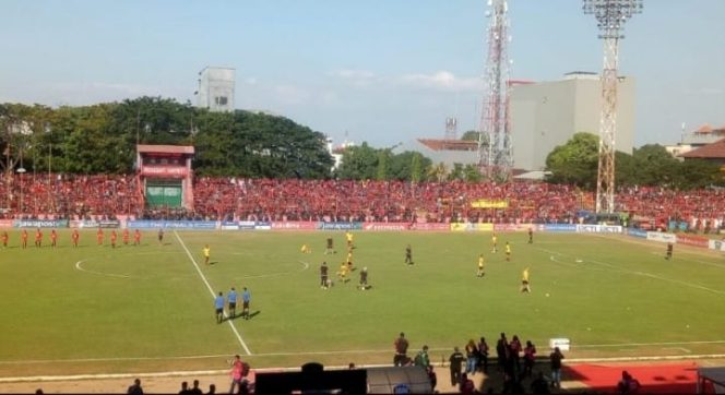 					Starting Line-up PSM Kontra Persija