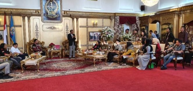 					Forum Orang Tua Murid Laporkan Soal Jual Beli Kursi SMA ke Gubernur Sulsel Nurdin Abdullah. (BERITA.NEWS/KH). 