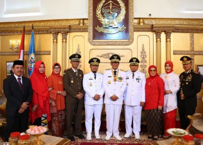 					Suasana ramah tamah di halaman Rumah Jabatan Gubernur Sulsel, Sabtu (17/8/2019).(BERITA.NEWS/Ratih Sardianti Rosi). 