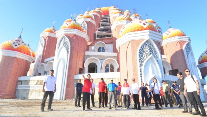 Wapres Jusuf Kalla Tinjau Masjid 99 Kuba. (BERITA.NEWS/KH).