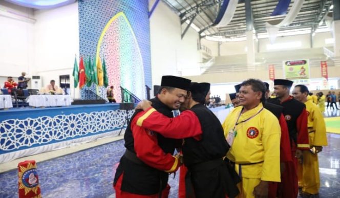 					Pj Wali Kota Makassar Iqbal Suhaeb menghadiri pembukaan kejuaraan wilayah XI perguruan seni bela diri Indonesia Tapak Suci Putera Muhammadiyah. Kamis (22/8/2019).(BERITA.NEWS/Ratih Sardianti Rosi). 