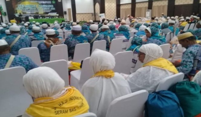 					Jama'ah Haji Kloter 14 Debarkasi Makassar. (BERITA.NEWS/KH). 