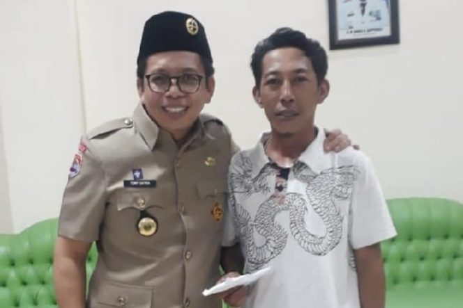 					Pemudanya Aktif di Bidang Sosial, Tomy Bantu Pembangunan Masjid di Desanya