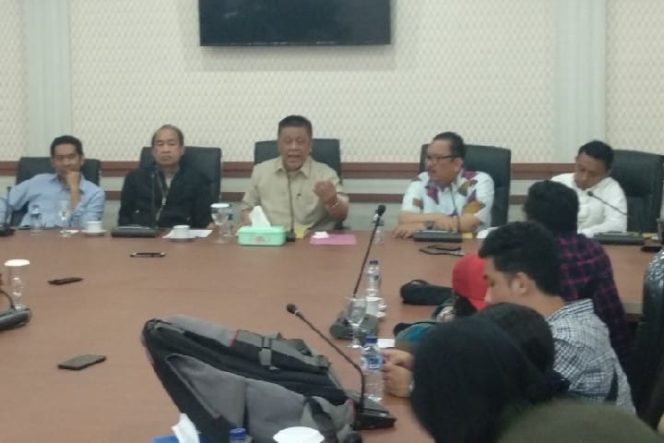 					Paripurna Ditunda, Rapim Dewan Tolak Draf Usulan Pansus Hak Angket