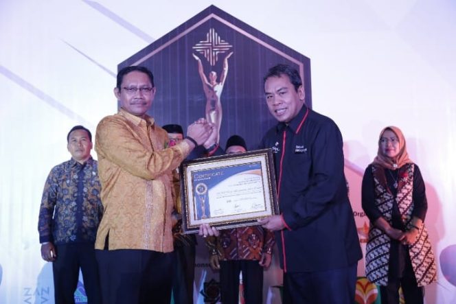 					PAM TM  Palopo Kembali Raih  7 SKY Awards 2019 “Inovasi Pelayanan & Kepuasan Pelanggan”