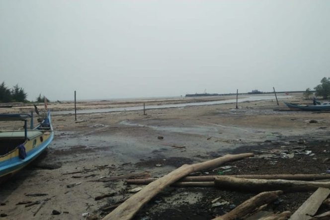 					Kondisi sungai di Pulau Bunyu, Kabupaten Bulungan semakin hari mengering, Selasa (17/9/2019). (BERITA.NEWS/Andi wakka Riansyah)