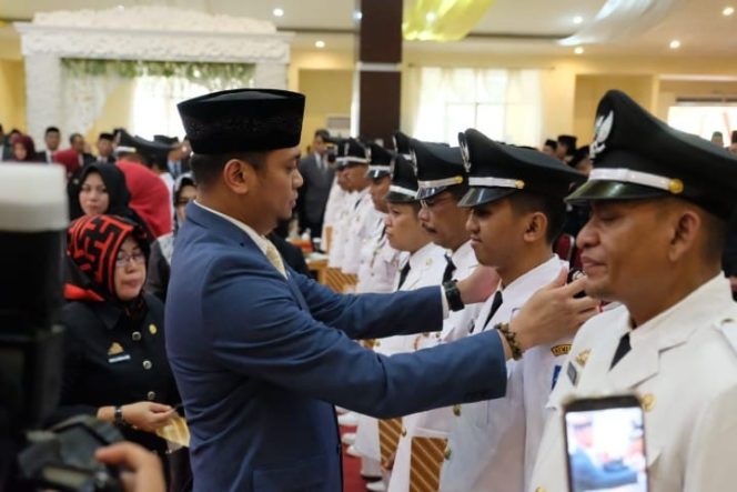 					Pelantikan 166 pejabat Administrator dan Pengawas Pemkab Gowa.