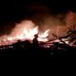 Poto (facebook) Rumah Milik Hj. Halim Hangus Terbakar. (BERITA.NEWS/IL).