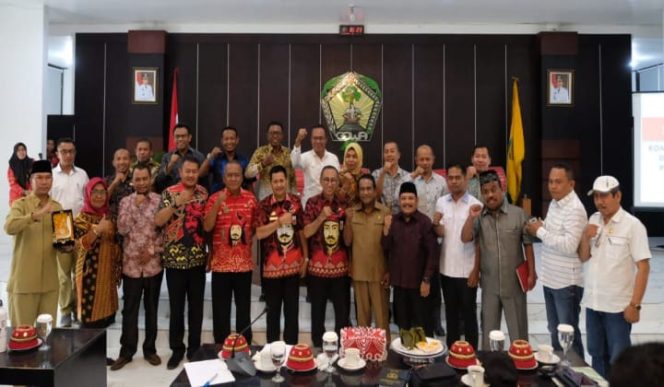 					Kunjungan studi banding anggota DPRD Kepulauan Taliabu Maluku Utara di Kabupaten Gowa. (BERITA.NEWS/ACP). 