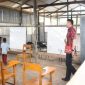 Bupati Gowa, Adnan Purichta Ichsan saat meninjau langsung bangunan Sekolah Dasar di Dusun Borongbulu, Kecamatan Bontolempangan. (BERITA.NEWS/ACP).