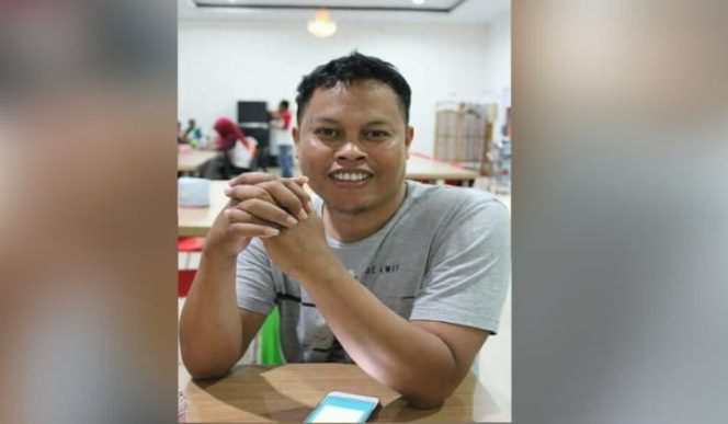					Muhammad Ilham ASN Staf Camat Mangarabombang Kabupaten Takalar yang diduga 2 Tahun Tak Masuk Kantor. (BERITA.NEWS/Hasrullah). 