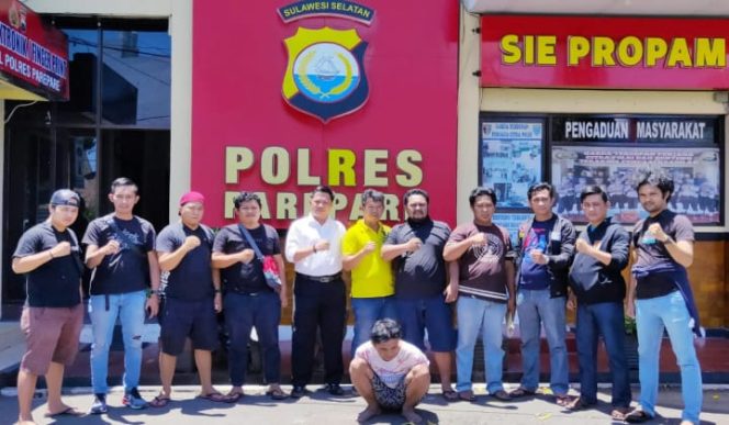 					Tim Crime Hunter Resmob Parepare bekuk Pencuri lintas kabupaten, Aryadi alias Dona (38). (BERITA.NEWS/H Aru). 