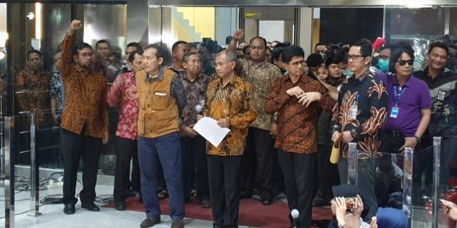 					Pimpinan KPK jumpa pers di Gedung KPK Jakarta, Jumat (13/9/2019). (net)