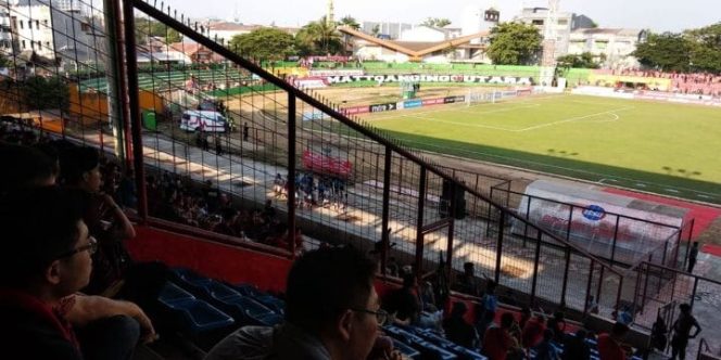 					Sepi penonton dan banyak kursi kosong  laga PSM Makassar vs Madura United. (BERITA.NEWS/Alfiandiz). 
