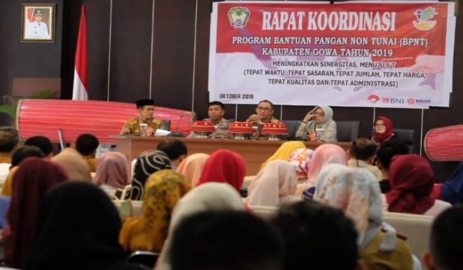 					Rapat Koordinasi Program BPNT Kabupaten Gowa 2019 di Baruga Pattingalloang, Rumah Jabatan Bupati Gowa. (BERITA.NEWS/Putri)