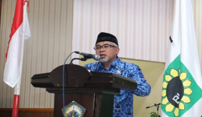					Wabup Bantaeng H. Sahabuddin berikan sambutan PD BKMT. (BERITA.NEWS/Saharuddin). 