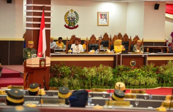 					Gubernur Sulsel Nurdin Abdullah dalam sambutannya Rapat Paripurna Istimewa HUT Sulsel ke 350. (BERITA.NEWS/Andi Khaerul). 