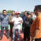 Sekda Kota Makassar Muh. Ansar saat menertibkan pejabat pemkot makassar di Lapangan Karebosi Makassar. (BERITA.NEWS/Ratih Sardianti Rosi).
