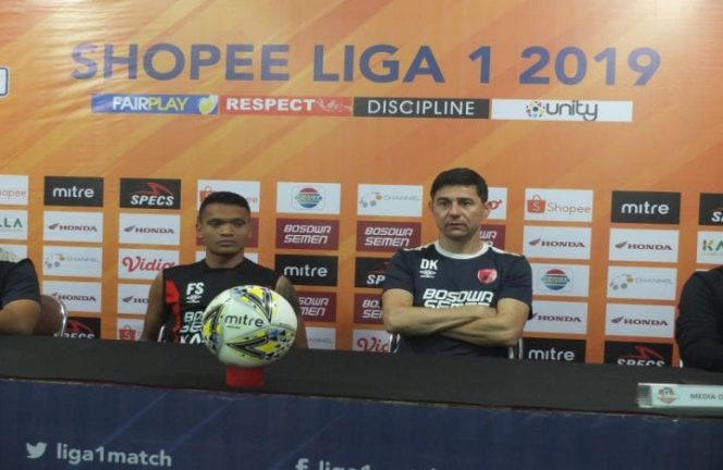 					Hadapi Persija, Ferdinand Tak Pasang Target Gol