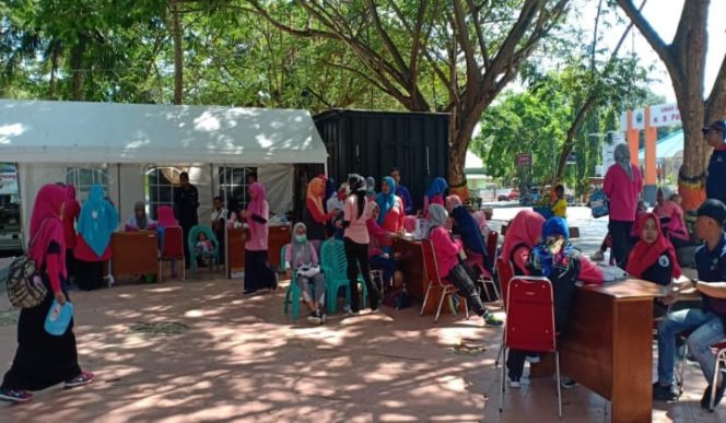					Peringatan Bulan peduli kanker yang dilaksanakan di Tribun Pantai Seruni Bantaeng. (BERITA.NEWS/Saharuddin). 