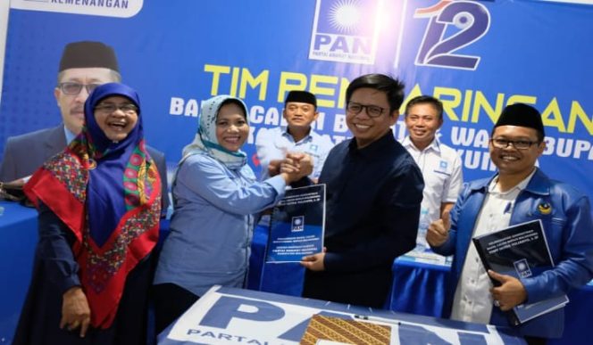 					Mendaftar di PAN, Ketua Bappilu : Kehadiran Tomy Pertanda Baik