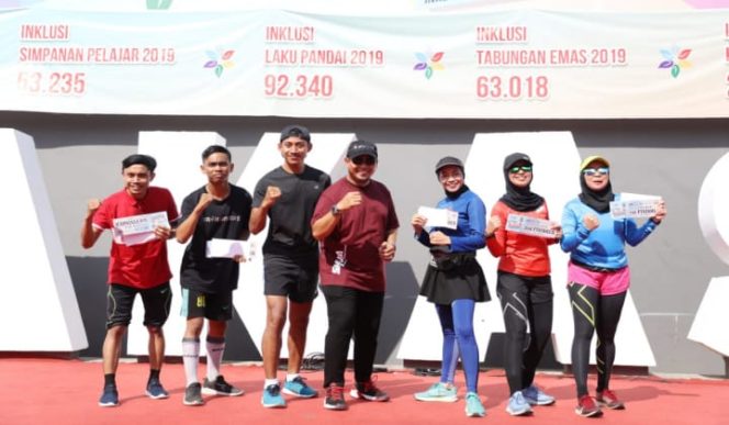 					Iqbal Suhaeb saat menghadiri Expo Literasi dan Inklusi Keuangan Industri Jasa Keuangan Sulsel. (BERITA.NEWS/Ratih Sardianti Rosi). 