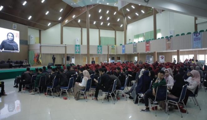 					Seminar Satu Dekade Ilmu Komunikasi UMI, Hadirkan Rulli Nasrullah dan Reny Harian Kompas.