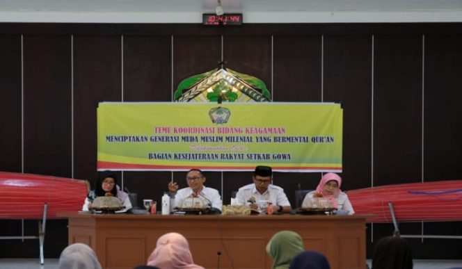 					Sekda Gowa, Muchlis (Tengah) saat membuka langsung giat Temu Koordinasi Bidang Keagamaan di Baruga Tinggimae. (BERITA.NEWS/Putri). 