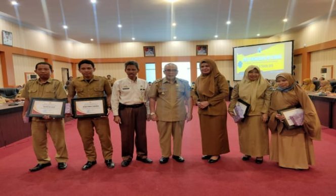 					Beberapa OPD di Bantaeng yang menerima penghargaan. (BERITA.NEWS/Saharuddin). 