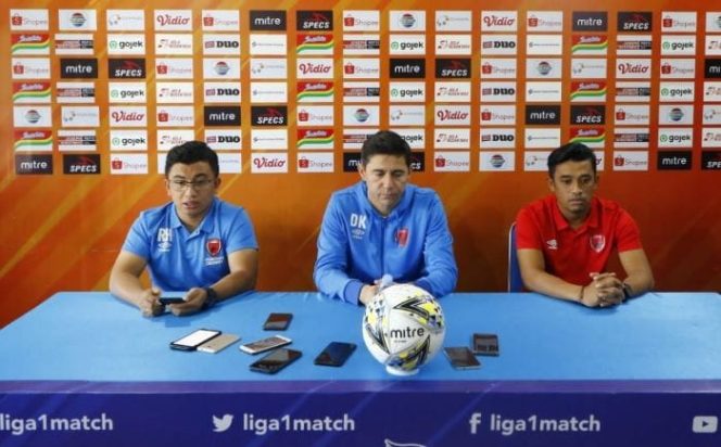 					Pelatih PSM Makassar Darije Kalezic saat sesi konferensi pers, Selasa (1/10/2019) siang tadi. (Alf/BERITA.NEWS)