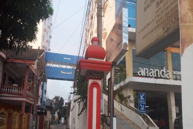 					Polemik Jembatan Penyeberangan RSIA Ananda, Warga: Kami Tidak Pernah Dipanggil!