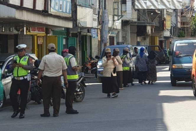 					Samsat Makassar 2 Razia di Jalan Irian, 38 Kendaraan Ditilang