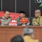 Wakil Bupati Gowa, didampingi Kadis Perkimtan menghadiri sosialisasi Badan Pertanahan Nasional di Baruga Tinggimae. (BERITA.NEWS/Putri).