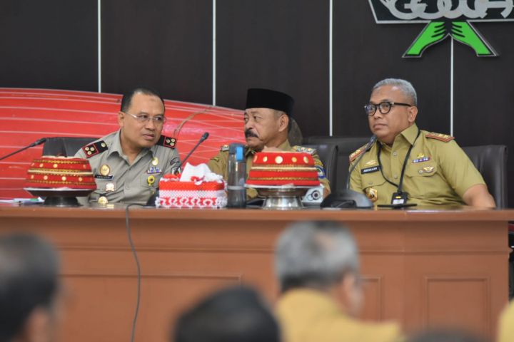 Wakil Bupati Gowa, didampingi Kadis Perkimtan menghadiri sosialisasi Badan Pertanahan Nasional di Baruga Tinggimae. (BERITA.NEWS/Putri).