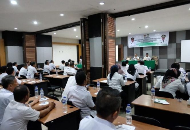 					Puluhan ASN saat mengikuti seminar pengembangan jaringan kelitbangan. (BERITA.NEWS/Putri). 