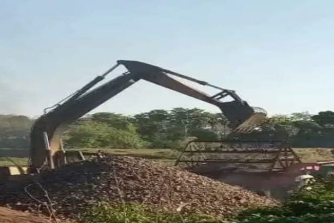 					Tambang Galian C Ilegal di Bone Kian Menjamur, Aktivis Soroti Aparat Hukum