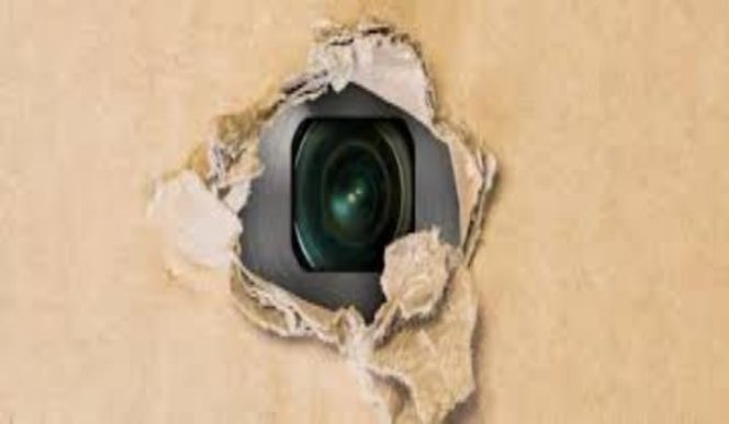 					Foto : Ilustrasi (kamera tersembunyi). 