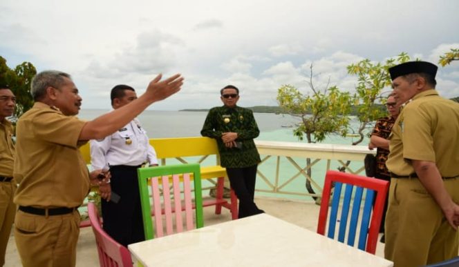 					Gubernur sulsel Nurdin Abdullah Tinjau Bira dan Mandala Ria. (BERITA.NEWS/IL). 